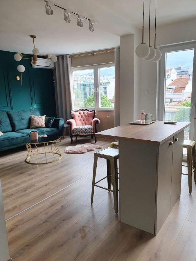 Lovely Gem At The Best Location In Skopje Center מראה חיצוני תמונה